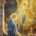 Anunciação da Virgem Maria com o Anjo Gabriel, luz divina iluminando a cena.