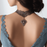 Tatuagem feminina nas costas